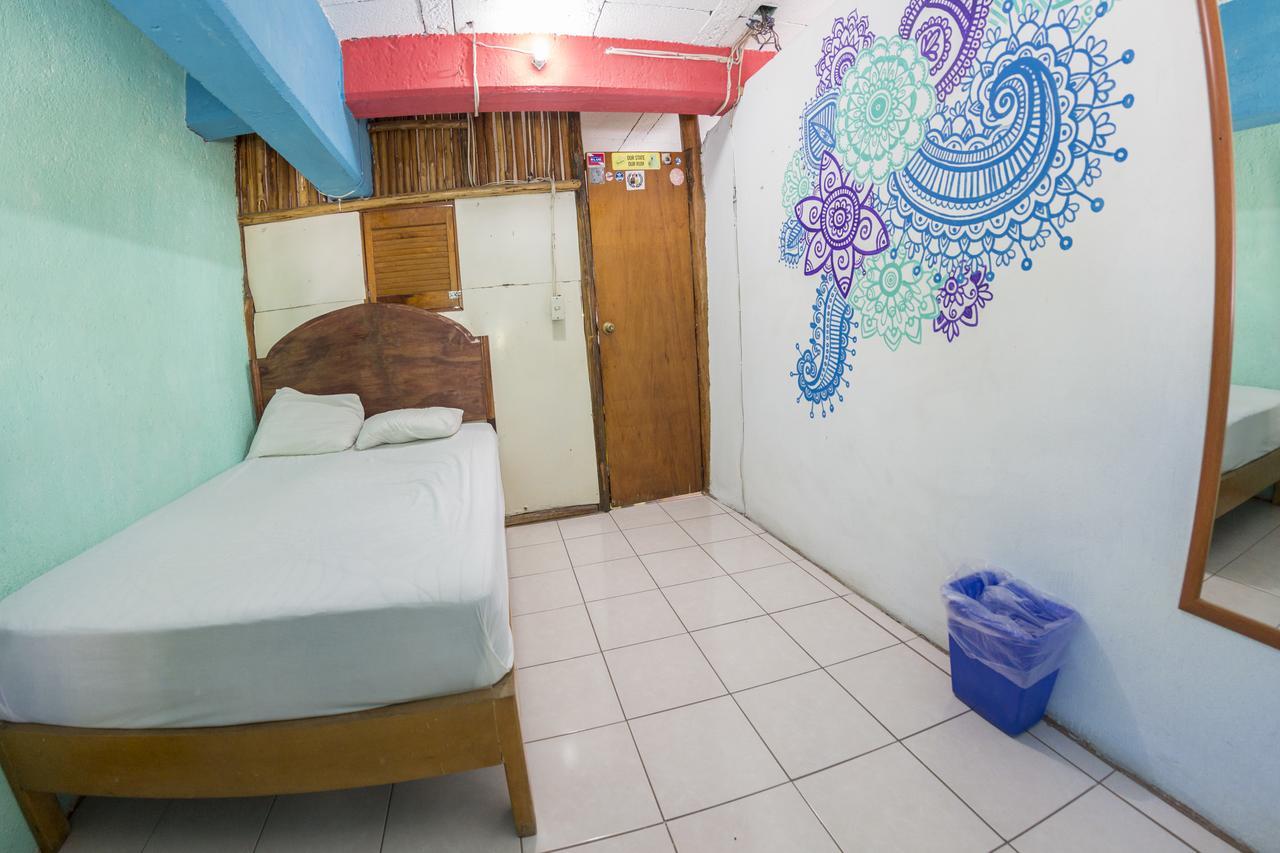 Hostel Playa Плая-дель-Кармен Номер фото