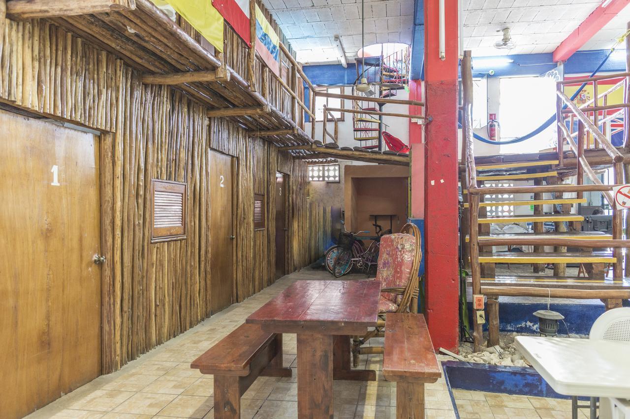 Hostel Playa Плая-дель-Кармен Экстерьер фото