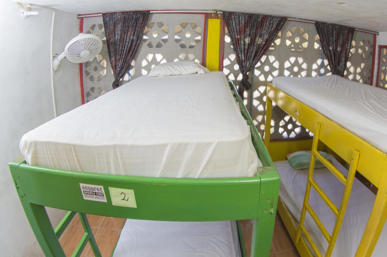 Hostel Playa Плая-дель-Кармен Экстерьер фото