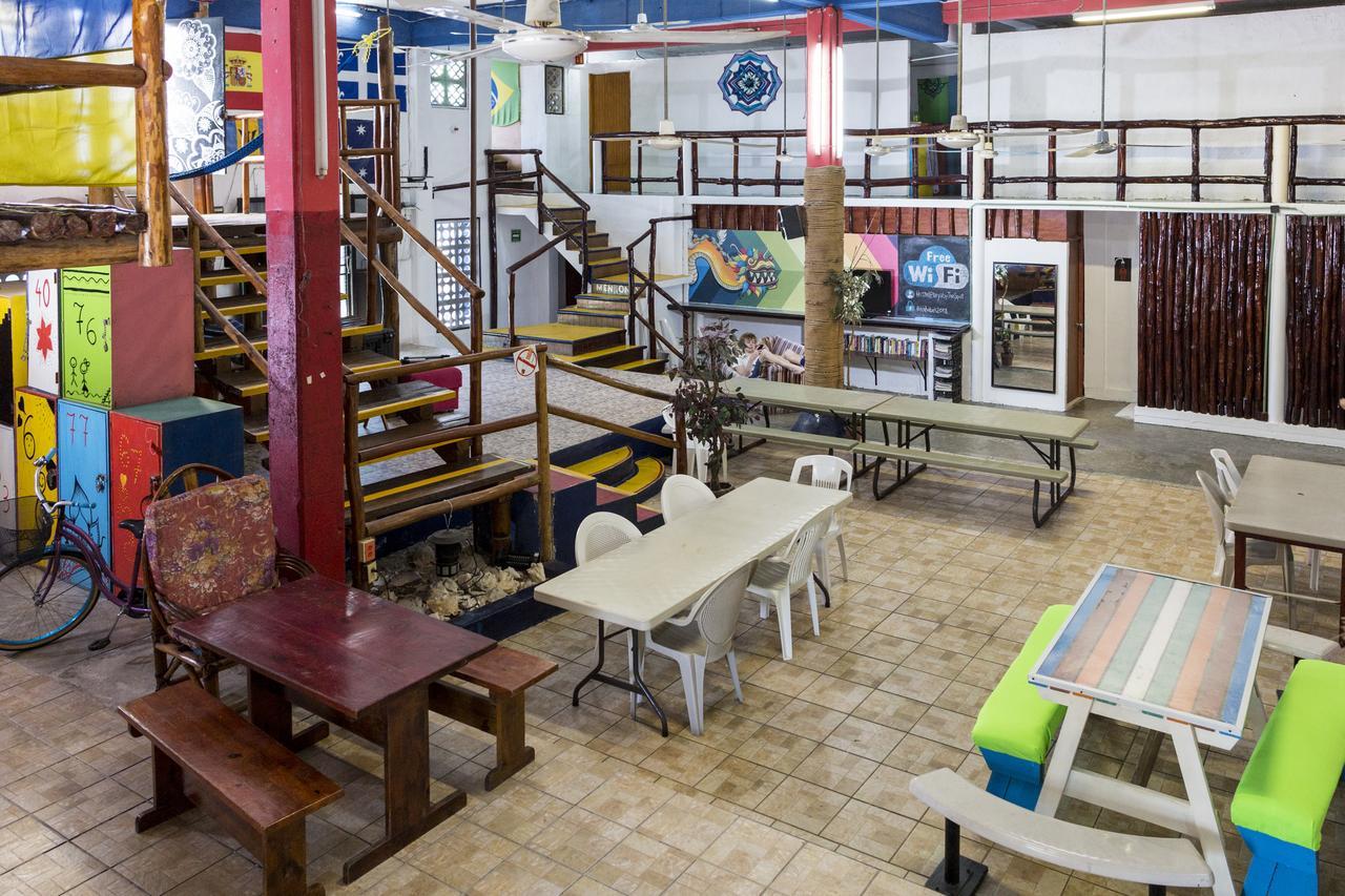 Hostel Playa Плая-дель-Кармен Экстерьер фото
